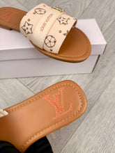 Load image into Gallery viewer, Slipper women