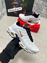 Load image into Gallery viewer, Shoes