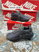 Load image into Gallery viewer, Shoes