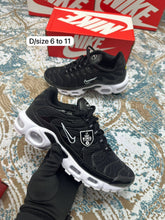 Load image into Gallery viewer, Shoes