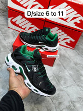 Load image into Gallery viewer, Shoes