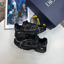 Load image into Gallery viewer, Shoes men