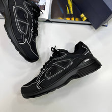 Load image into Gallery viewer, Shoes men