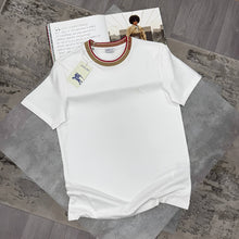 Load image into Gallery viewer, T-shirt