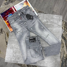 Load image into Gallery viewer, Jeans
