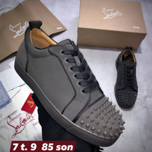 Load image into Gallery viewer, Shoes