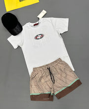 Load image into Gallery viewer, T-shirt