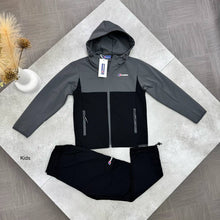 Load image into Gallery viewer, Tracksuit