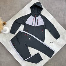 Load image into Gallery viewer, Tracksuit