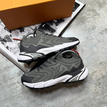 Load image into Gallery viewer, Shoes