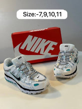 Load image into Gallery viewer, Shoes