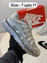 Load image into Gallery viewer, Shoes