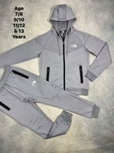 Load image into Gallery viewer, Tracksuit