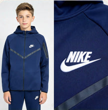 Load image into Gallery viewer, Tracksuit boy
