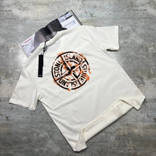 Load image into Gallery viewer, T-shirt