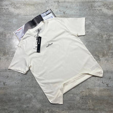 Load image into Gallery viewer, T-shirt
