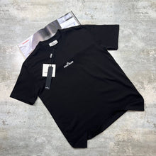 Load image into Gallery viewer, T-shirt