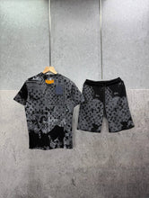 Load image into Gallery viewer, Tshirt