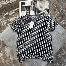 Load image into Gallery viewer, Tshirt