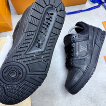 Load image into Gallery viewer, Shoes