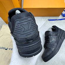 Load image into Gallery viewer, Shoes