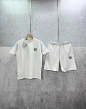 Load image into Gallery viewer, Tshirt