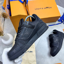 Load image into Gallery viewer, Shoes