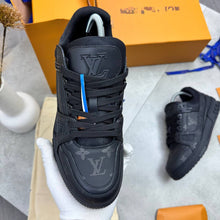 Load image into Gallery viewer, Shoes