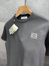 Load image into Gallery viewer, Tshirt