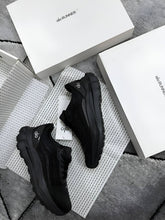 Load image into Gallery viewer, Shoes