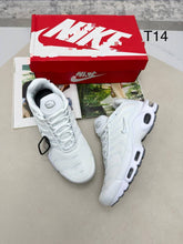 Load image into Gallery viewer, Shoes