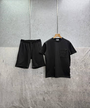 Load image into Gallery viewer, Tshirt