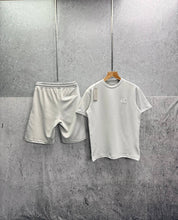 Load image into Gallery viewer, Tshirt