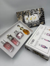 Load image into Gallery viewer, Perfume