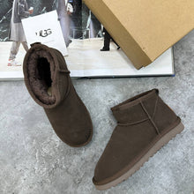 Load image into Gallery viewer, Shoes