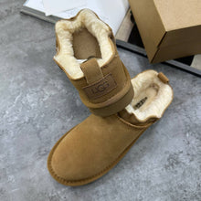 Load image into Gallery viewer, Shoes