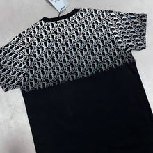Load image into Gallery viewer, T-shirt