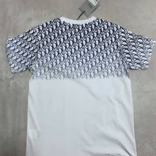 Load image into Gallery viewer, T-shirt