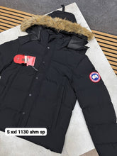 Load image into Gallery viewer, Jacket