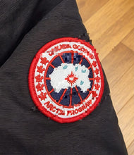 Load image into Gallery viewer, Jacket
