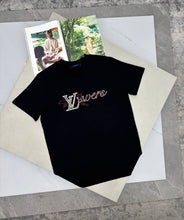 Load image into Gallery viewer, T-shirt