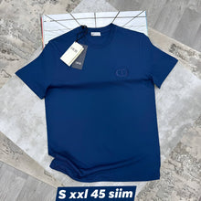 Load image into Gallery viewer, T-shirt