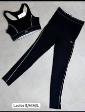 Load image into Gallery viewer, Tracksuit women
