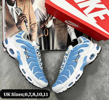 Load image into Gallery viewer, Shoes