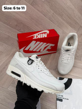 Load image into Gallery viewer, Shoes