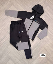 Load image into Gallery viewer, Tracksuit boy