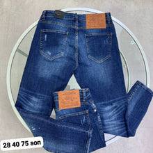 Load image into Gallery viewer, Jeans