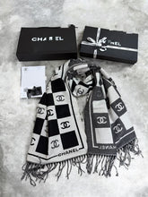 Load image into Gallery viewer, Scarf
