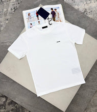Load image into Gallery viewer, T-shirt