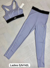 Load image into Gallery viewer, Tracksuit women
